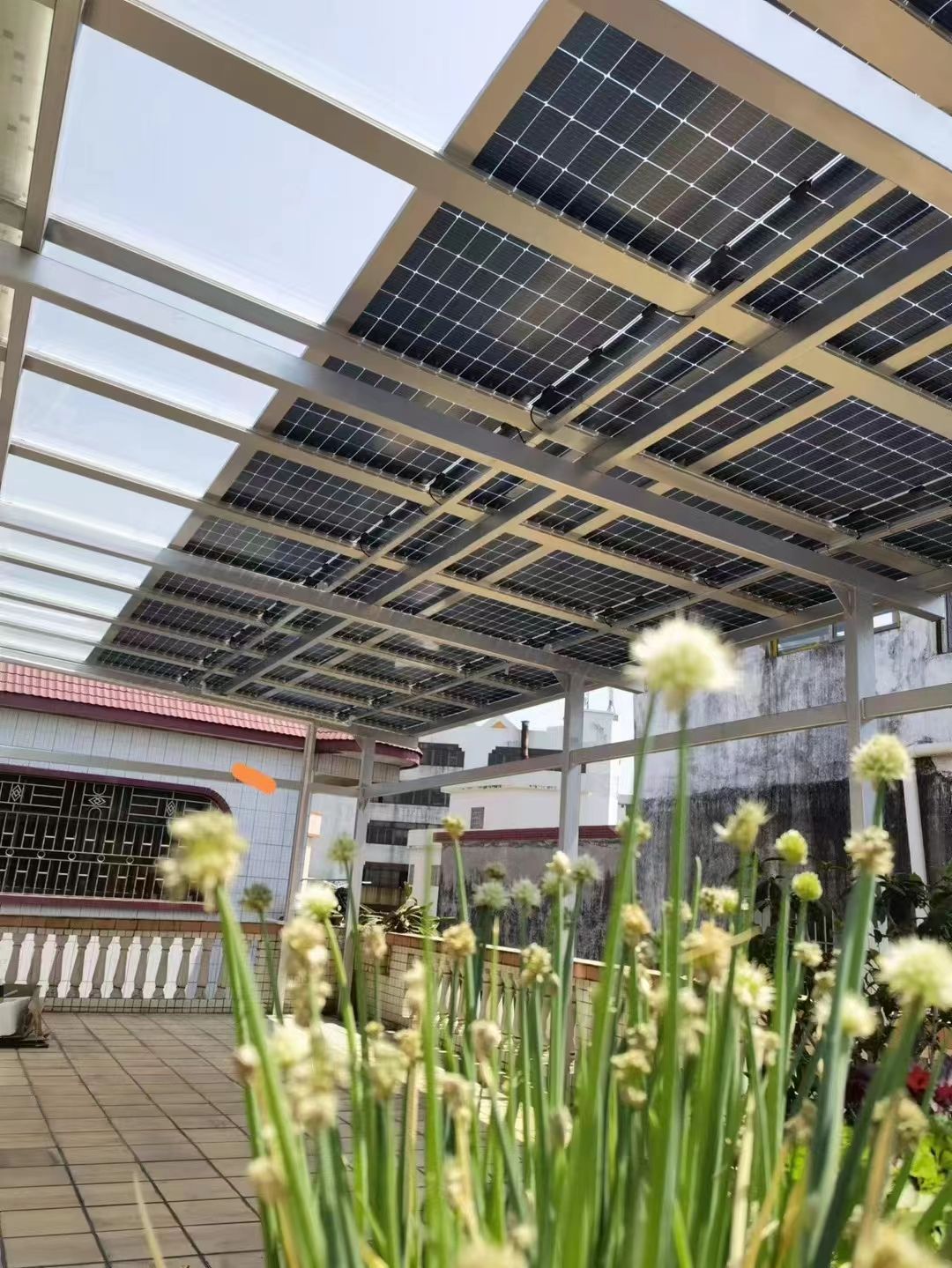 梅州别墅家用屋顶太阳能发电系统安装